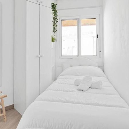 Luis Braille Apt Malaga Bagian luar foto